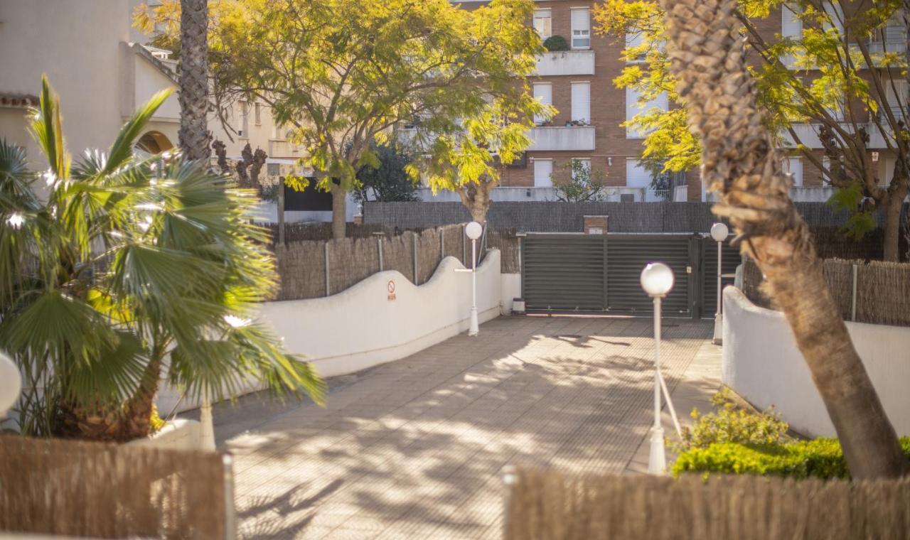 R142 Manila Resort Central カラフェル エクステリア 写真